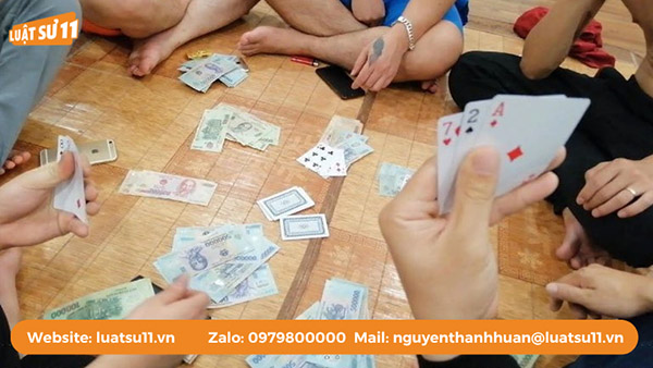 Rủ rê, lôi kéo người khác tham gia đánh bạc qua mạng có thể bị xử lý theo quy định